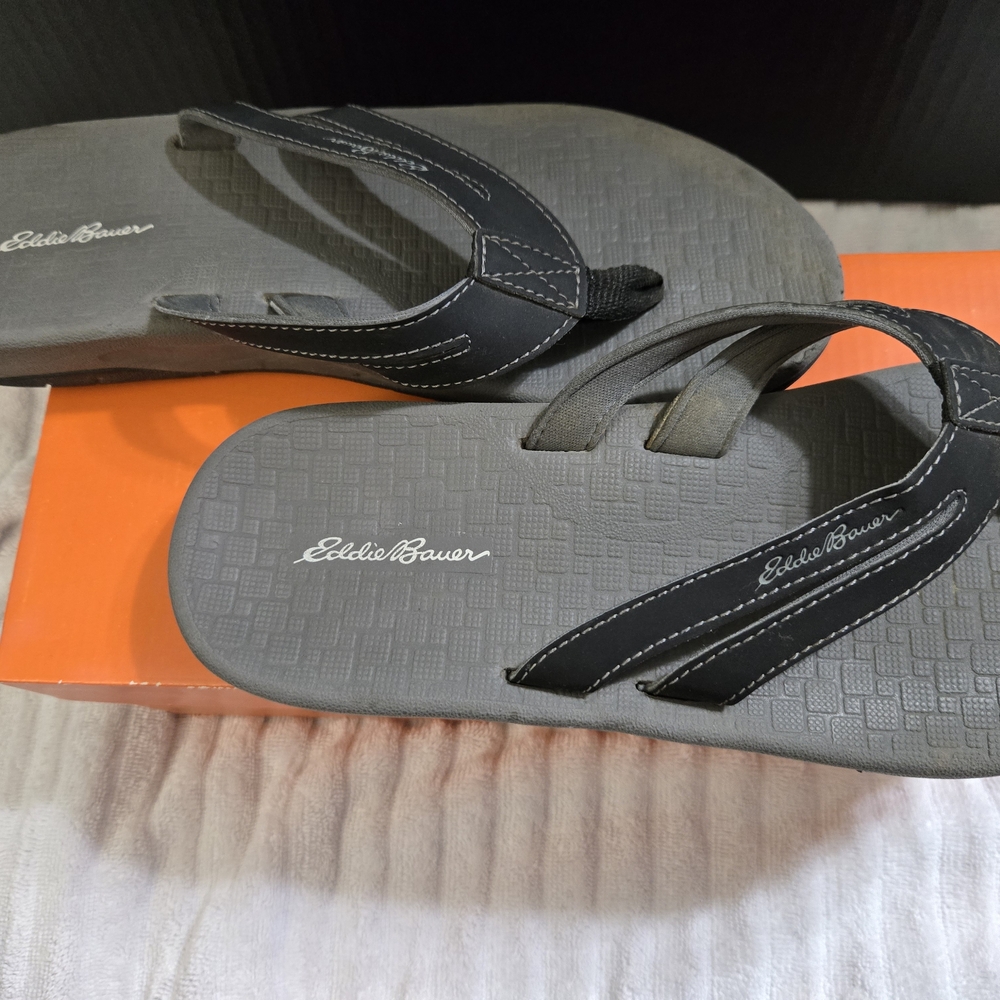 Eddie Bauer Black and Gray Flip Flops